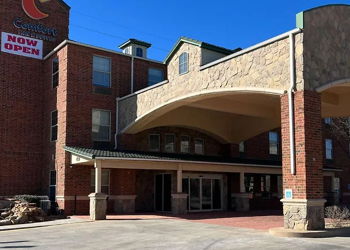 Comfort Inn & Suites