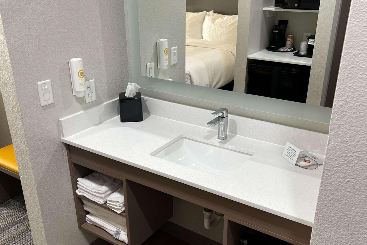 Comfort & 2* Lubbock