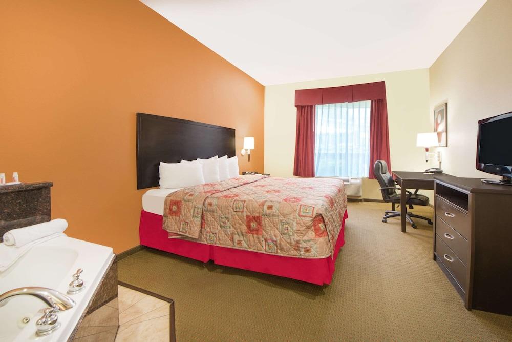 Comfort & 2* Lubbock