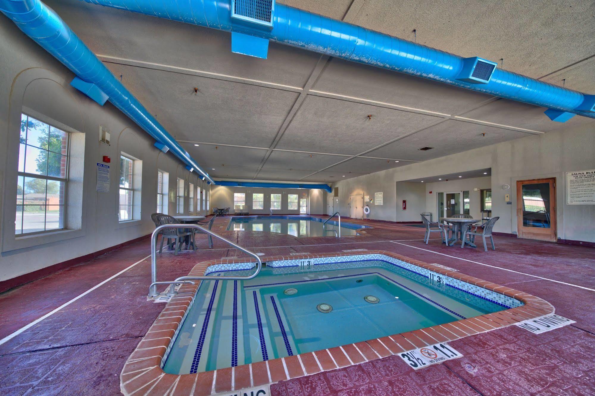 Hotel Comfort & Lubbock